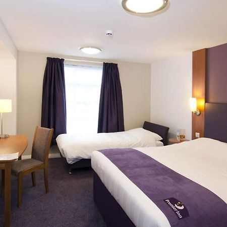 Premier Inn Leicester Fosse Park Екстериор снимка
