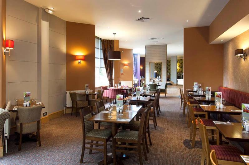 Premier Inn Leicester Fosse Park Екстериор снимка