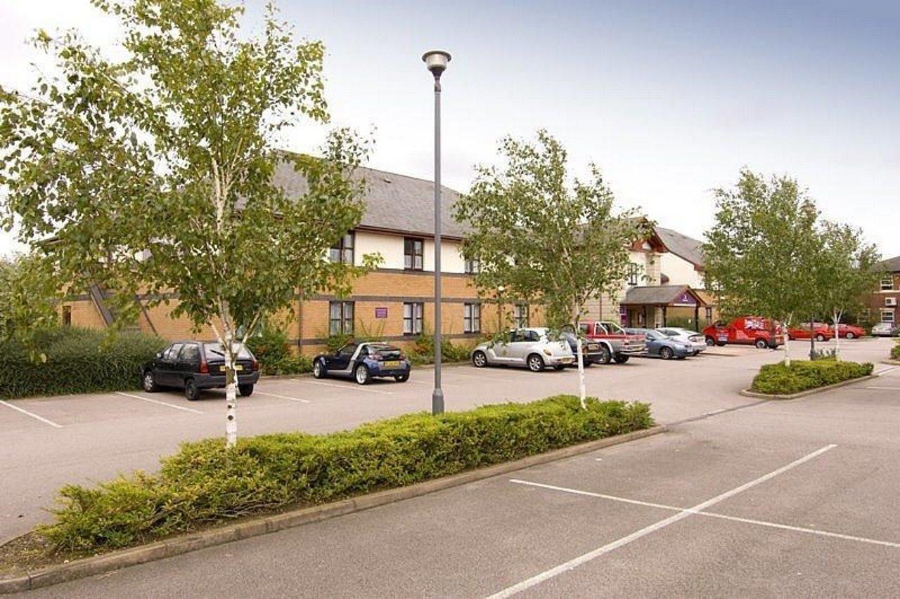 Premier Inn Leicester Fosse Park Екстериор снимка